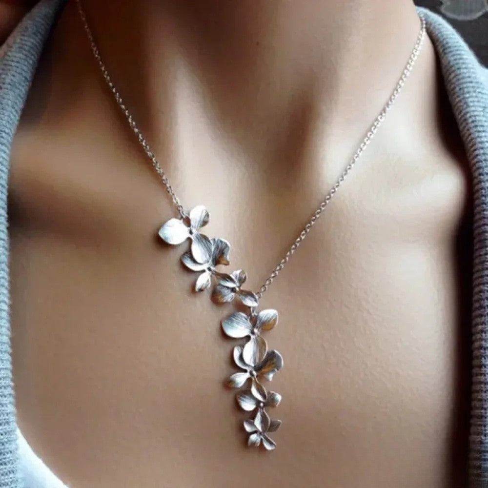 Cato™ Collana floreale
