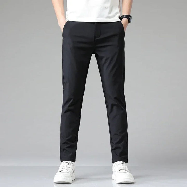 Pantaloni eleganti da uomo