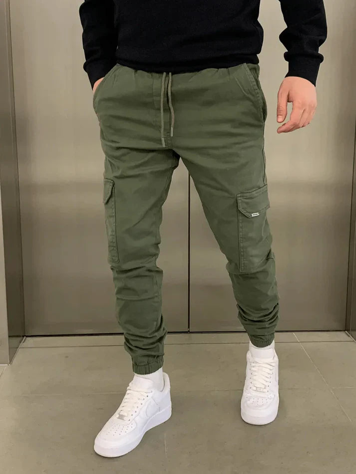Pantaloni cargo