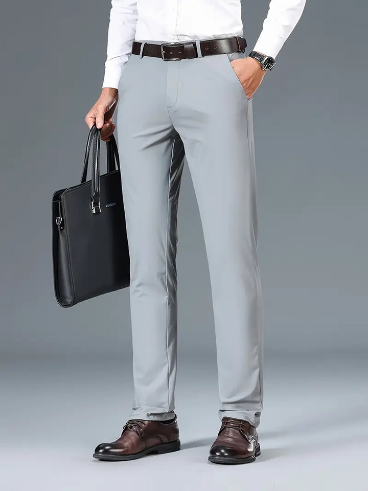 Pantaloni eleganti da lavoro
