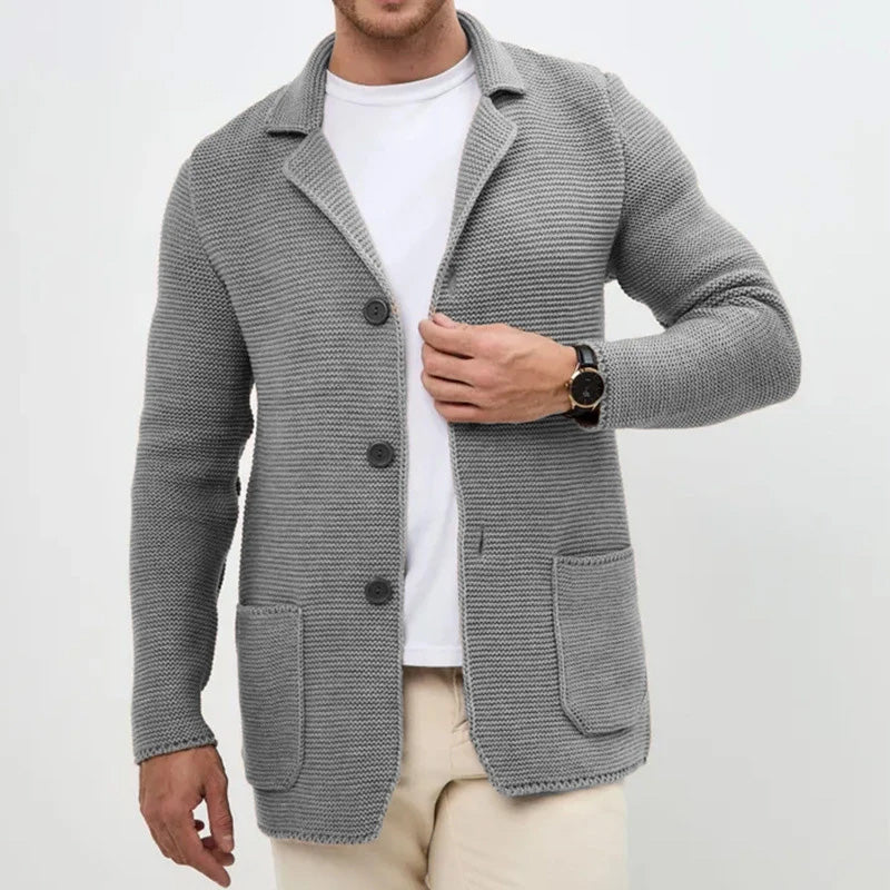 Cardigan elegante in maglia