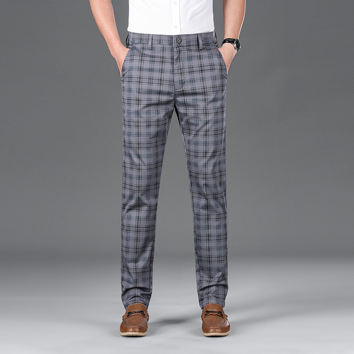 Pantaloni business a quadri