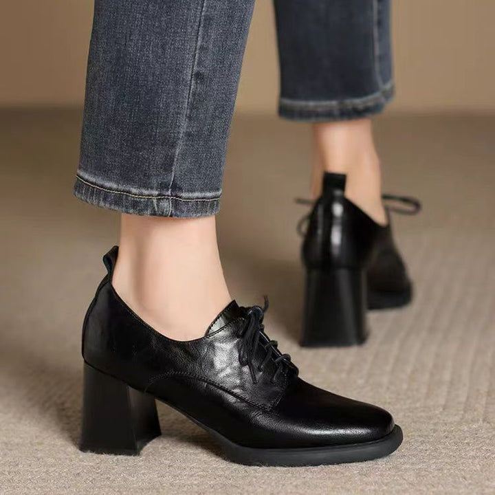 Livia | Scarpe Stringate Eleganti con Tacco Quadrato
