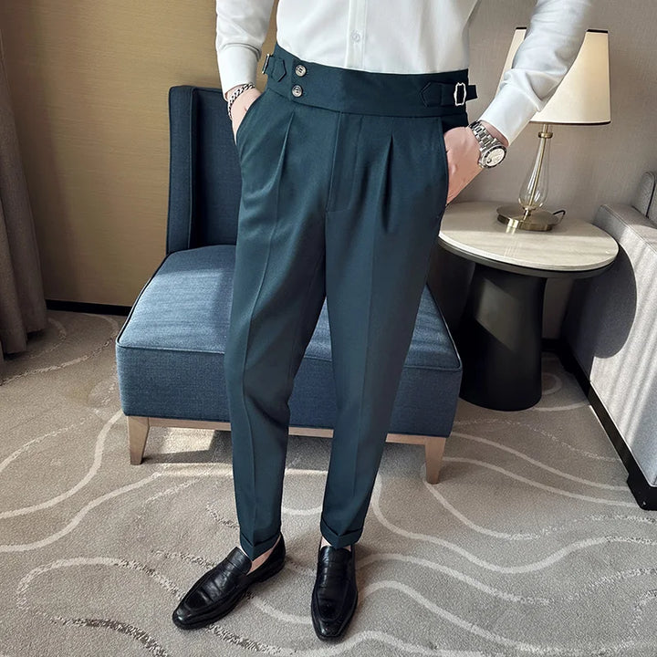 Pantaloni eleganti per abiti da sposa