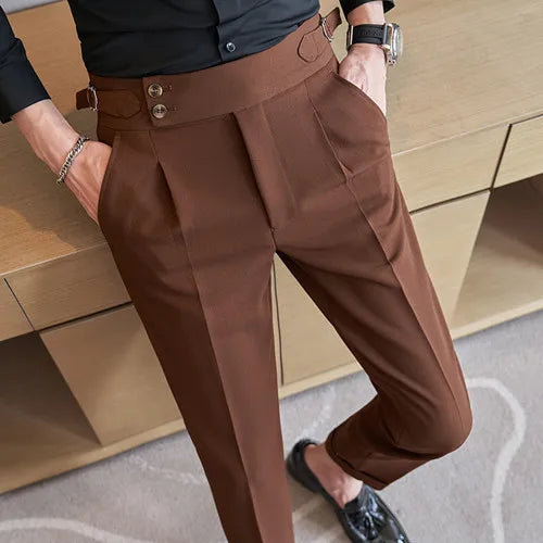 Pantaloni eleganti per abiti da sposa