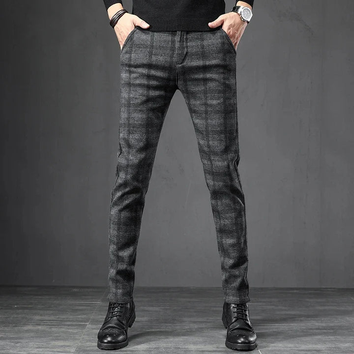 Pantaloni casual a quadri