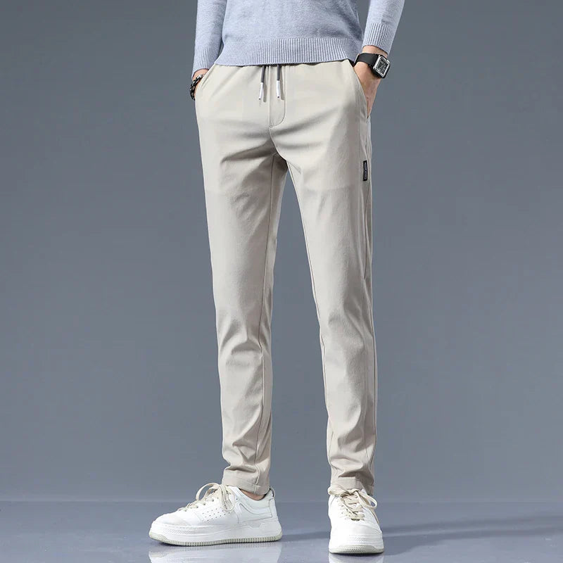 Pantaloni eleganti slim fit
