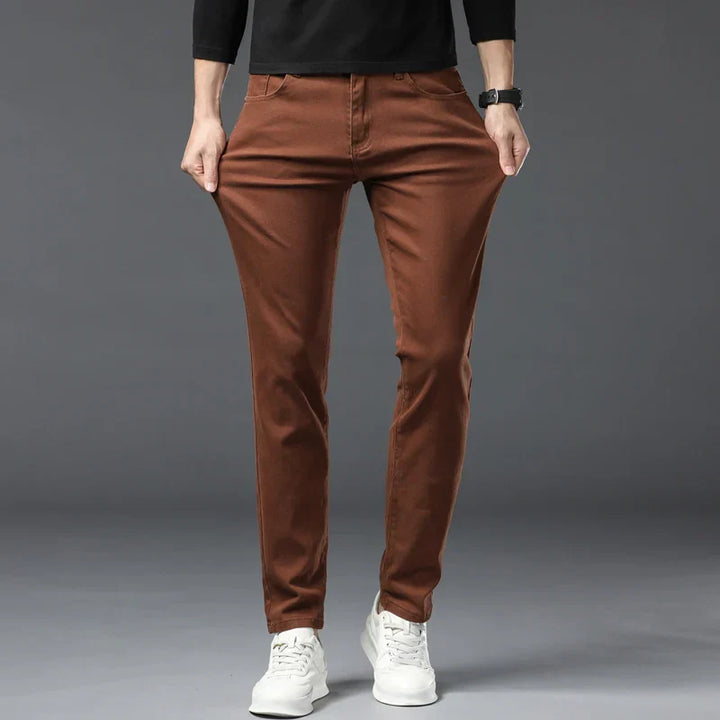 Eleganti jeans elasticizzati in denim