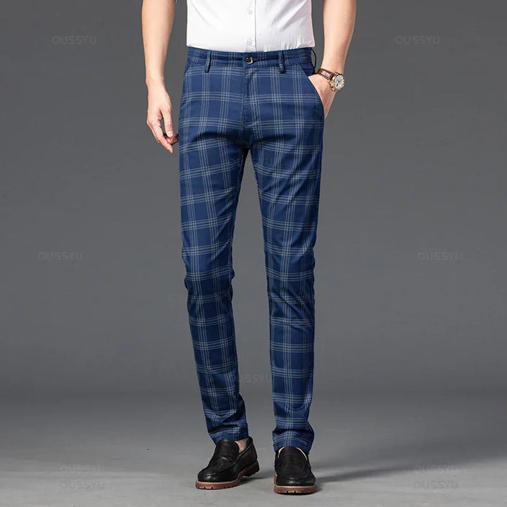 Pantaloni eleganti a quadri