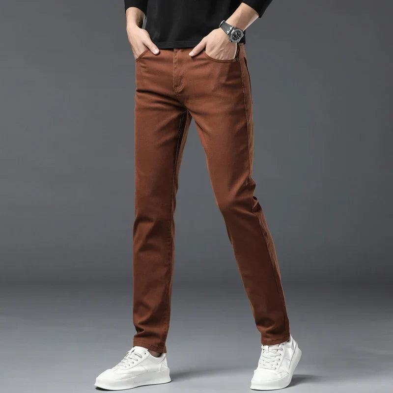 Eleganti jeans elasticizzati in denim