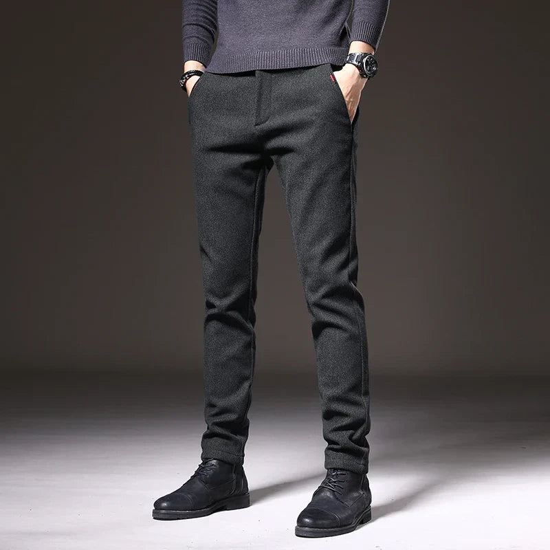 Pantaloni chic slim fit