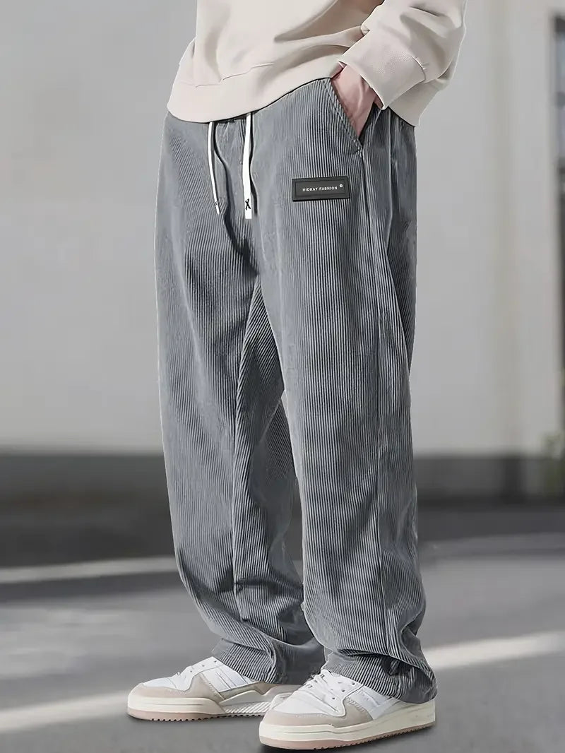 Pantaloni casual in velluto a coste