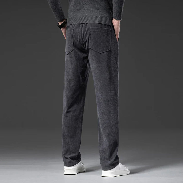 Pantaloni eleganti in velluto a coste