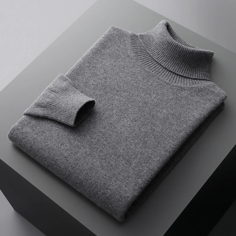 Maglione a collo alto in lana merino Monaco