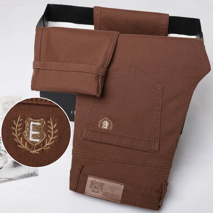 Eleganti jeans elasticizzati in denim