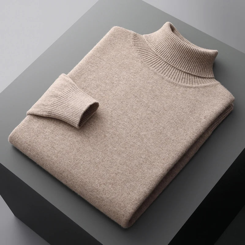Maglione a collo alto in lana merino Monaco