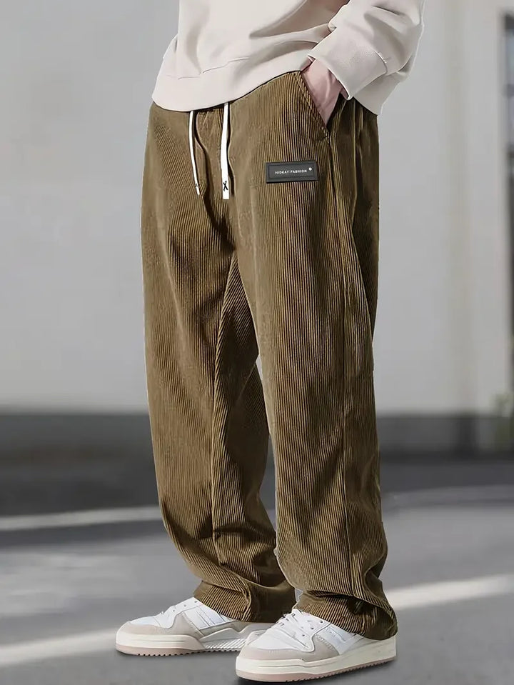 Pantaloni casual in velluto a coste