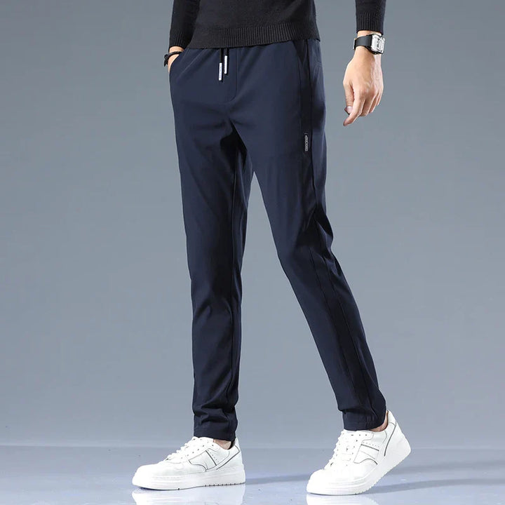 Pantaloni eleganti slim fit