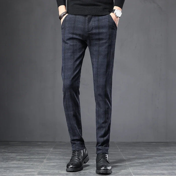 Pantaloni casual a quadri