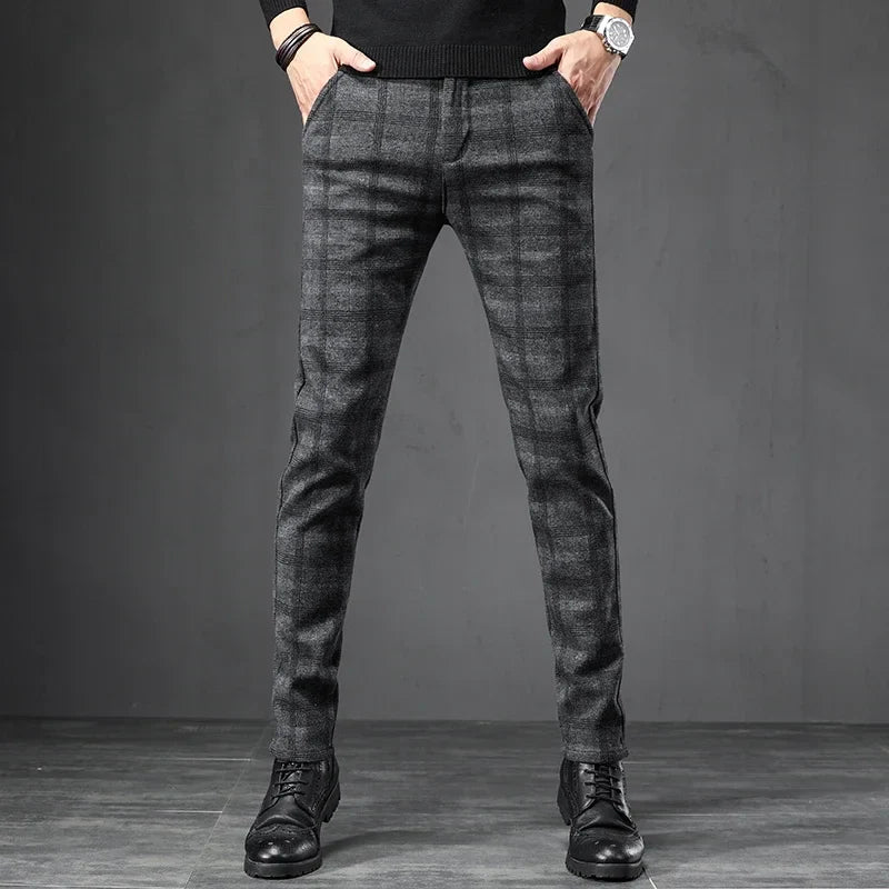 Pantaloni casual a quadri