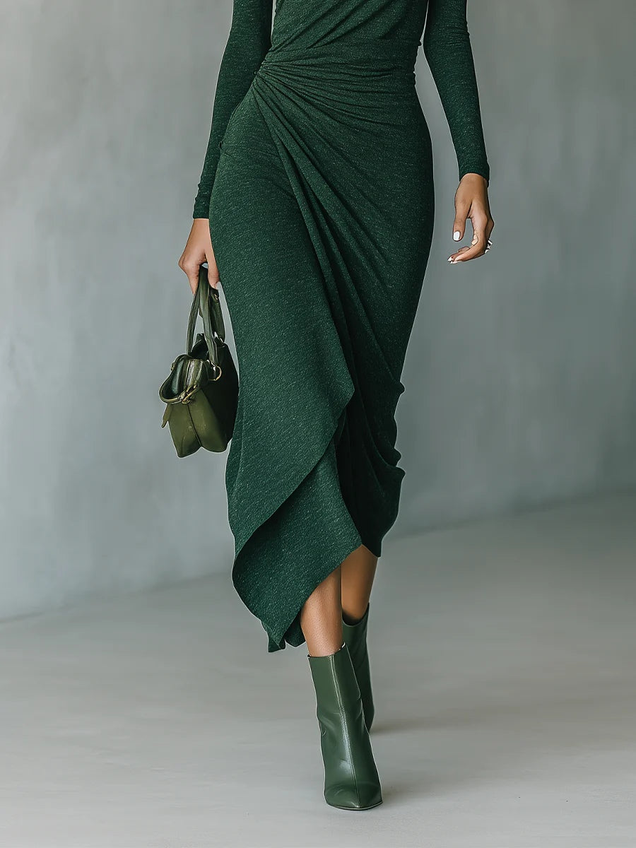 Lenora · Abito midi avvolgente asimmetrico con pieghe e collo alto verde scuro